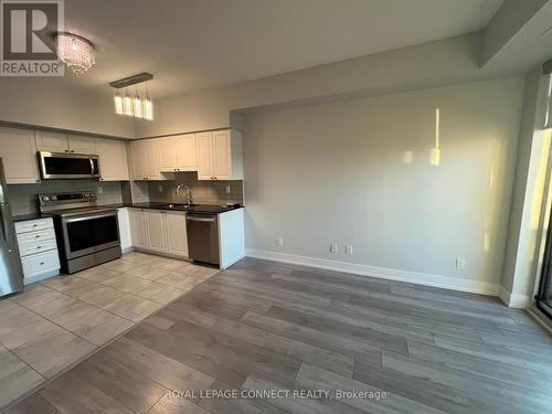 Ph1-01 - 1215 Bayly Street, Pickering, ON - Indoor Photo Showing Kitchen