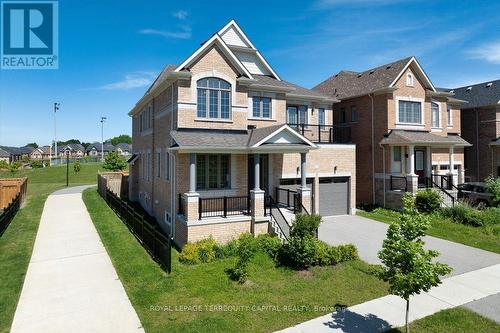 130 Frank Kelly Drive, East Gwillimbury (Holland Landing), ON - Outdoor With Facade