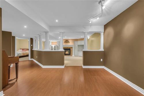 Easy access to family room - 190 Annabelle Street, Hamilton, ON - Indoor