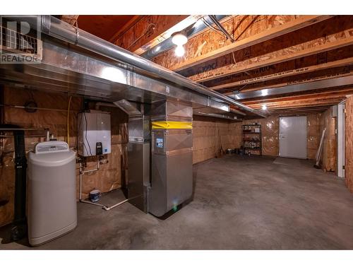 6718 Merlot Court, Oliver, BC - Indoor Photo Showing Basement