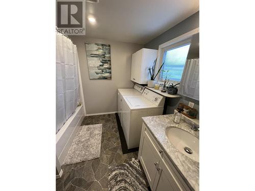 5307 43 Street, Fort Nelson, BC - Indoor Photo Showing Laundry Room