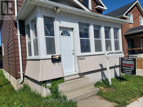 1405 King Street E, Cambridge, ON - Outdoor