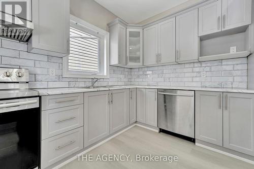 72 Balfour Street, Brantford, ON - Indoor Photo Showing Kitchen