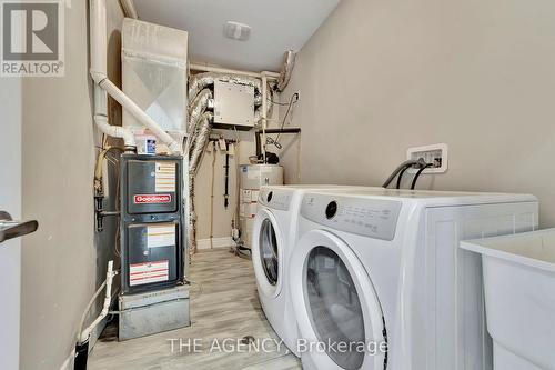 72 Balfour Street, Brantford, ON - Indoor Photo Showing Laundry Room