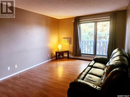 302 307 Tait Crescent, Saskatoon, SK - Indoor