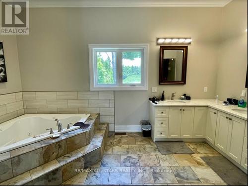 349 Zephyr Road, Uxbridge, ON - Indoor Photo Showing Bathroom