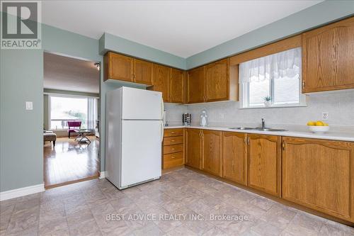 20 Christine Place, Orillia, ON - Indoor Photo Showing Kitchen With Double Sink