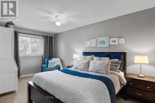 83 Winchester Terrace, Barrie, ON - Indoor Photo Showing Bedroom