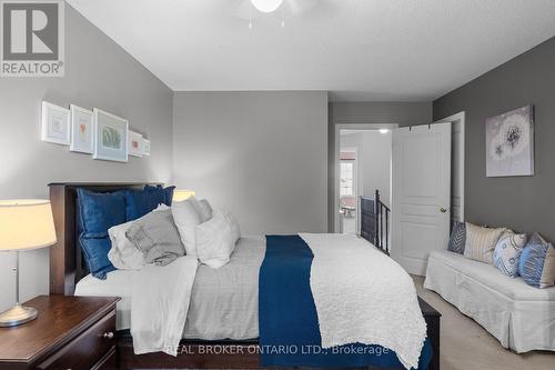 83 Winchester Terrace, Barrie, ON - Indoor Photo Showing Bedroom