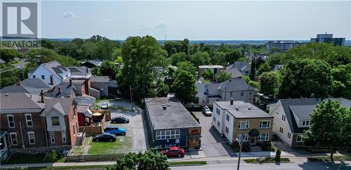 15 Wellington Street, St. Catharines, ON - Outdoor With Facade