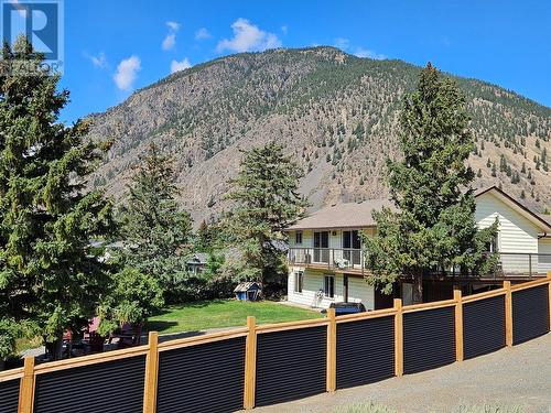 429 3Rd Avenue, Keremeos, BC - Outdoor