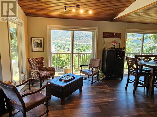 429 3Rd Avenue, Keremeos, BC - Indoor