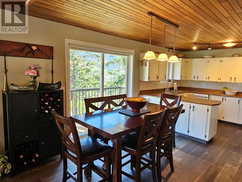 429 3Rd Avenue, Keremeos, BC - Indoor Photo Showing Dining Room