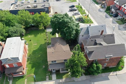 8 Harvey Street, Hamilton, ON - Outdoor