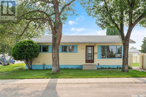 3902 Centennial Drive, Saskatoon, SK - Outdoor