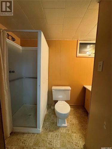 3902 Centennial Drive, Saskatoon, SK - Indoor Photo Showing Bathroom