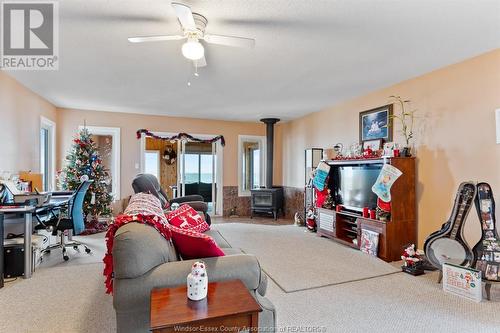 419 Lakeside, Amherstburg, ON - Indoor