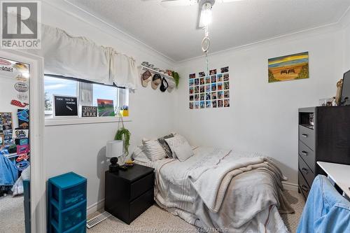 419 Lakeside, Amherstburg, ON - Indoor Photo Showing Bedroom