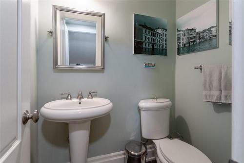 2185 Meadowland Drive, Oakville, ON - Indoor Photo Showing Bathroom