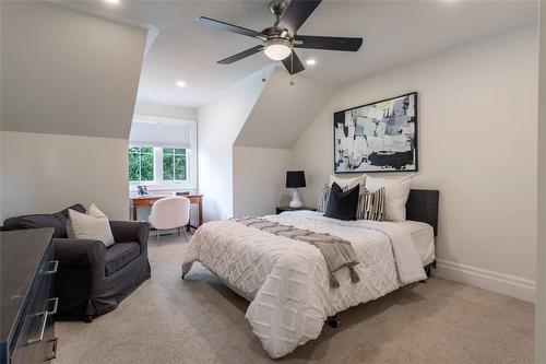 2185 Meadowland Drive, Oakville, ON - Indoor Photo Showing Bedroom