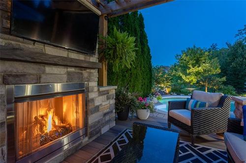 2185 Meadowland Drive, Oakville, ON -  With Fireplace