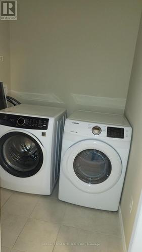 17 Valleybrook Drive, Kitchener, ON - Indoor Photo Showing Laundry Room