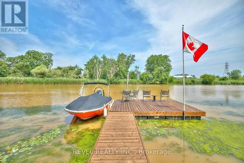 9695 Grassy Brook Road, Niagara Falls, ON - Outdoor With View