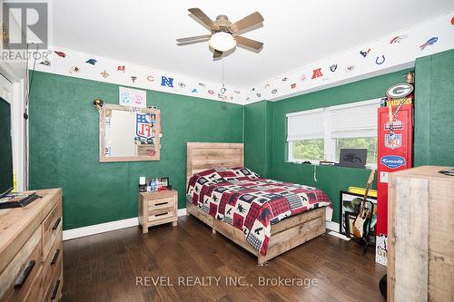 9695 Grassy Brook Road, Niagara Falls, ON - Indoor Photo Showing Bedroom