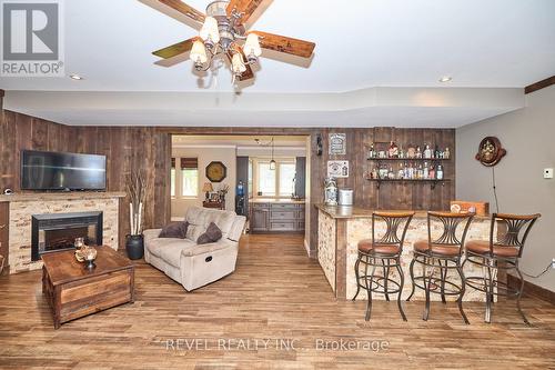 9695 Grassy Brook Road, Niagara Falls, ON - Indoor Photo Showing Living Room With Fireplace