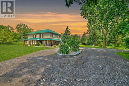 9695 Grassy Brook Road, Niagara Falls, ON - Outdoor With Deck Patio Veranda