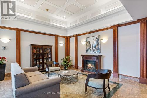 #611 - 398 Eglinton Avenue E, Toronto (Mount Pleasant East), ON - Indoor Photo Showing Living Room With Fireplace