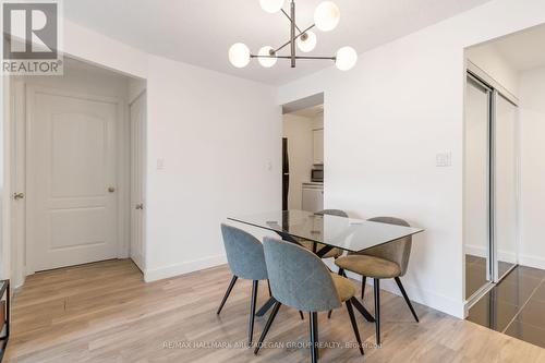 #611 - 398 Eglinton Avenue E, Toronto (Mount Pleasant East), ON - Indoor Photo Showing Dining Room