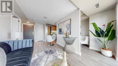 1317 - 38 Monte Kwinter Court, Toronto (Clanton Park), ON - Indoor