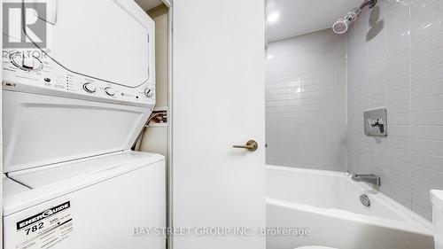 1317 - 38 Monte Kwinter Court, Toronto (Clanton Park), ON - Indoor Photo Showing Laundry Room