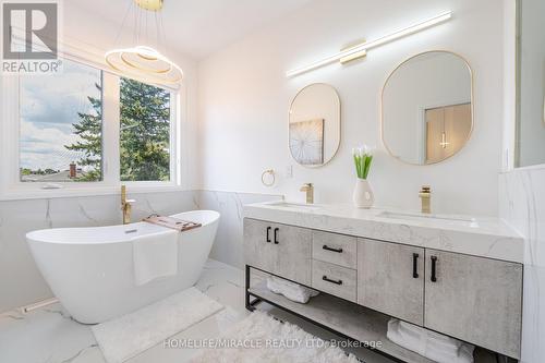 388 Oakwood Avenue, Toronto (Oakwood Village), ON - Indoor Photo Showing Bathroom