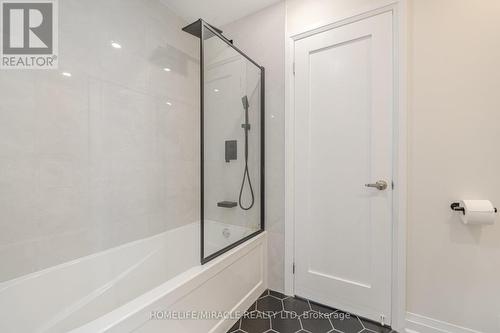 388 Oakwood Avenue, Toronto (Oakwood Village), ON - Indoor Photo Showing Bathroom