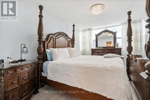 Ph3 - 2345 Confederation Parkway, Mississauga (Cooksville), ON - Indoor Photo Showing Bedroom