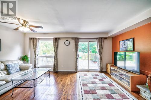 209 Invergordon Avenue, Toronto (Agincourt South-Malvern West), ON - Indoor Photo Showing Living Room