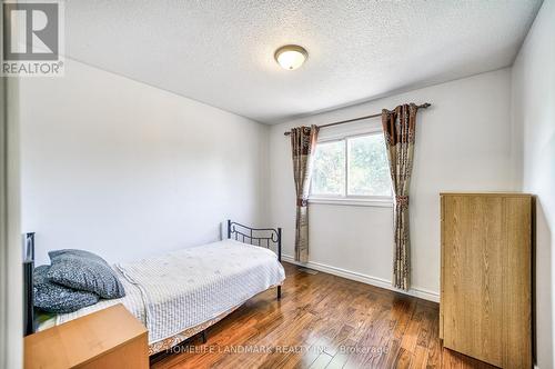 209 Invergordon Avenue, Toronto (Agincourt South-Malvern West), ON - Indoor Photo Showing Bedroom