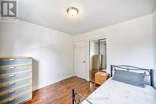 209 Invergordon Avenue, Toronto (Agincourt South-Malvern West), ON - Indoor Photo Showing Bedroom