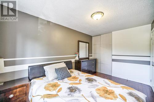 209 Invergordon Avenue, Toronto (Agincourt South-Malvern West), ON - Indoor Photo Showing Bedroom