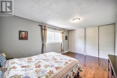 209 Invergordon Avenue, Toronto (Agincourt South-Malvern West), ON - Indoor Photo Showing Bedroom