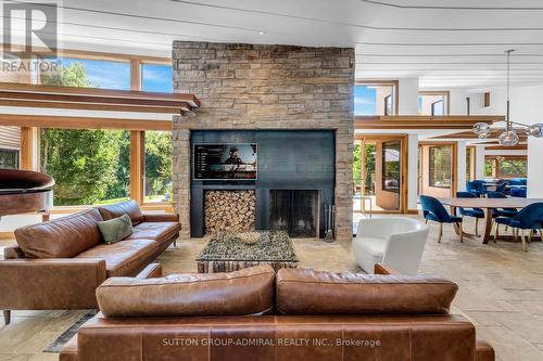 27 Elm Ridge Acres Road, Markham (Thornhill), ON - Indoor Photo Showing Living Room With Fireplace