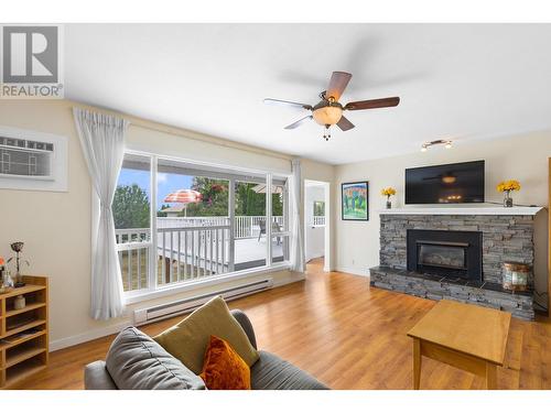 2169 Peters Road, West Kelowna, BC - Indoor Photo Showing Living Room With Fireplace