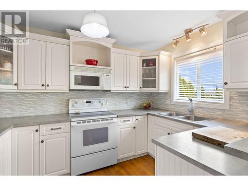 2169 Peters Road, West Kelowna, BC - Indoor Photo Showing Kitchen With Double Sink