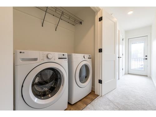 5 - 1444 Granite Drive, Golden, BC - Indoor Photo Showing Laundry Room