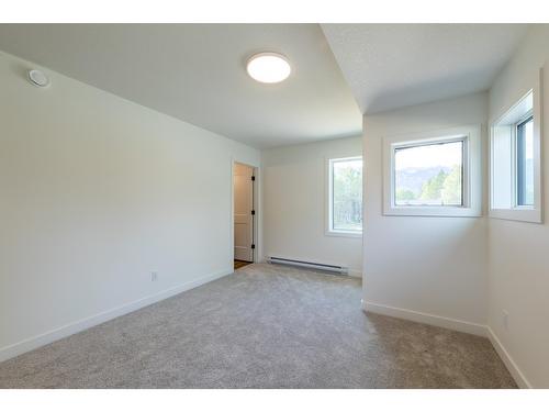 5 - 1444 Granite Drive, Golden, BC - Indoor Photo Showing Other Room