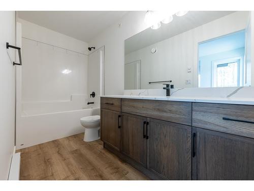 5 - 1444 Granite Drive, Golden, BC - Indoor Photo Showing Bathroom