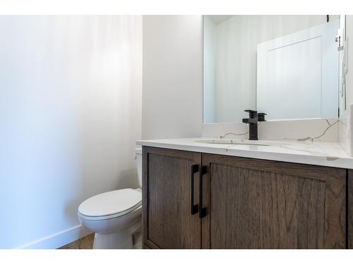 5 - 1444 Granite Drive, Golden, BC - Indoor Photo Showing Bathroom