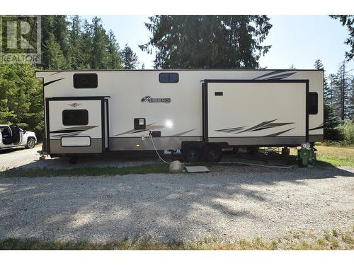 13165 3A Highway Unit# 6, Boswell, BC 